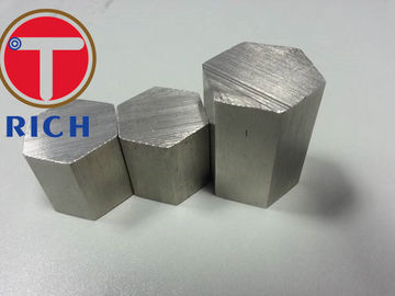 Un buen precio. Tubo laminado en caliente del acero inoxidable de ASTM A276 410L hexagonal para el petróleo/la caldera en línea