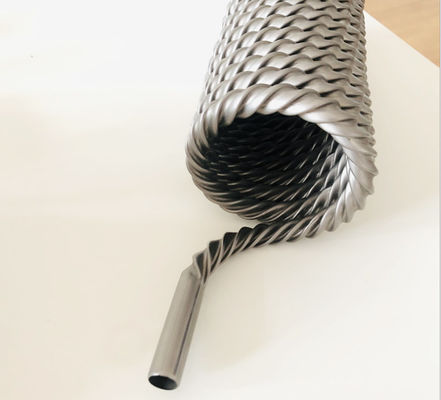 Un buen precio. Tubo acanalado espiral del titanio para el condensador en línea