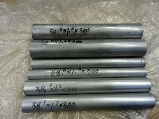 Un buen precio. El tubo de escape de la forma redonda de ERW soldó con autógena el acero retirado a frío en línea