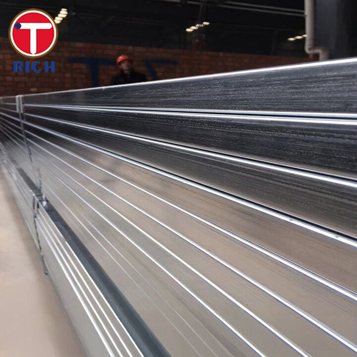 Tubos cuadrados estructurales de acero al carbono soldado en frío de grado C ASTM A500 con resistencia a la resistencia de 50 ksi