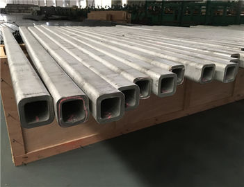 Un buen precio. Tubo inconsútil 2000-12000m m del cuadrado del acero inoxidable material 304 316 en línea