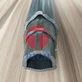 Un buen precio. Forma especial inconsútil del triángulo de la tubería de acero del carbono del estruendo 2391 para Machineries en línea