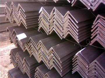 Un buen precio. Dimensiones especiales calientes del hierro de ángulo de la barra de ángulo de la tubería de acero de Rollled 20x20mm-200x200m m en línea