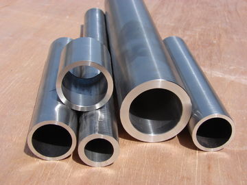 Un buen precio. Tubo inconsútil Titanium G/Cm3 de la densidad 4,51 de la industria petrolera en línea