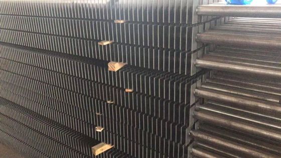 Un buen precio. H-tipo tubo aletado de aluminio de EN10216-2 15Mo3 16Mo3 para el ahorrador en línea