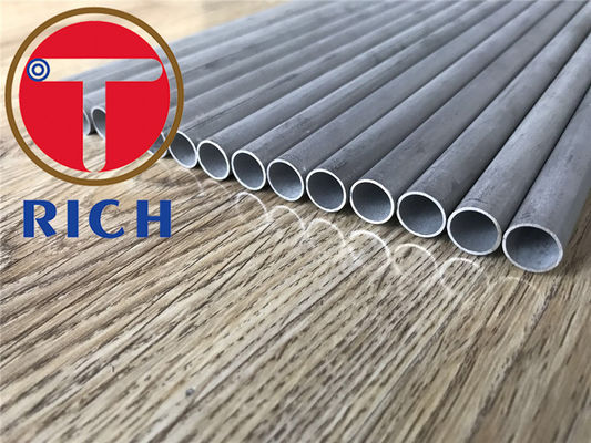 Un buen precio. Tubo de acero inoxidable inconsútil de ASTM A268 A268M 05A en línea